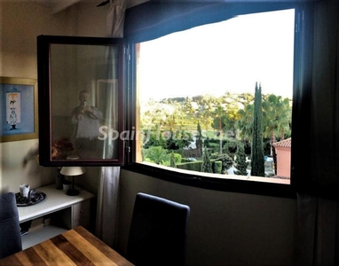 Apartamento ático en venta en Paraiso-Borronal, Estepona