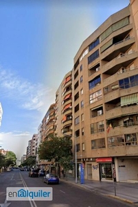 Apartamento de alquiler en Avenida Fernando Calzadilla, Ciudad Jardin