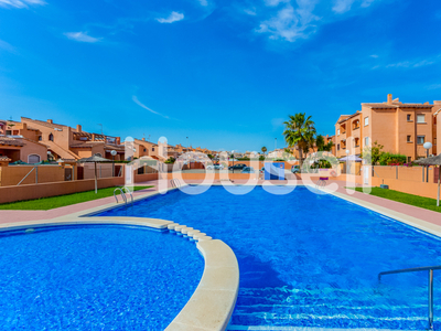 Apartamento en venta de 69 m² Avenida Corcega, 03183 Torrevieja (Alacant)