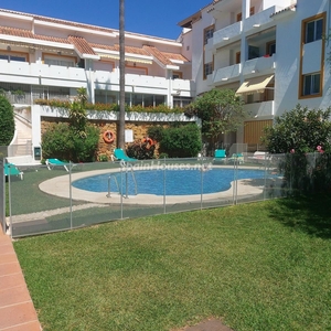 Apartamento en venta en Nueva Andalucía, Marbella