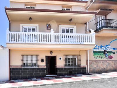 Casa de pueblo en Venta en Alhaurin El Grande Málaga