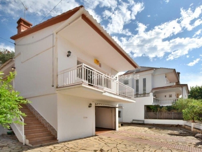 Casa independiente en venta en Vallirana