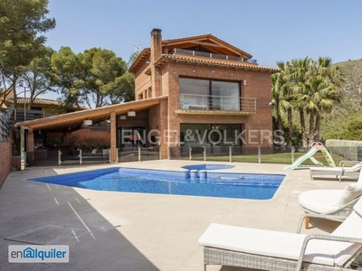 Impresionante casa en Bellamar con vistas al mar ALQUILER TEMPORAL AGOSTO