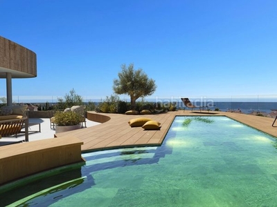 Planta baja increíble nueva villa con jardín en venta en el higueron, en Fuengirola