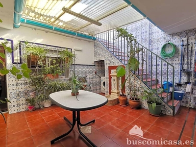 Venta Casa adosada en Calle el Centenillo Linares. Buen estado con terraza 180 m²
