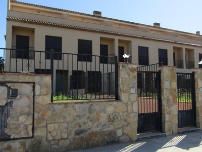 Venta Casa adosada en Regall-barona Vall d'Alba. Con terraza 204 m²