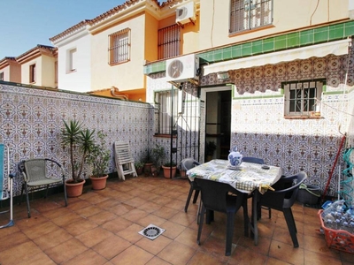 Venta Casa adosada en Titan Algeciras. 110 m²