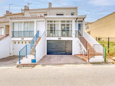 Venta Casa adosada Roses. Buen estado plaza de aparcamiento calefacción individual 90 m²