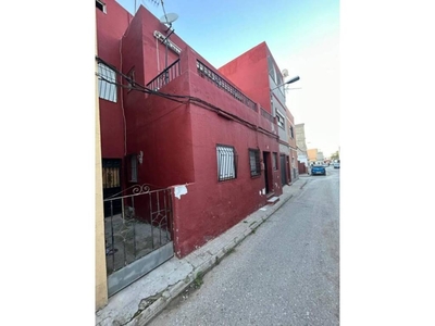 Venta Casa unifamiliar Algeciras. Buen estado 102 m²