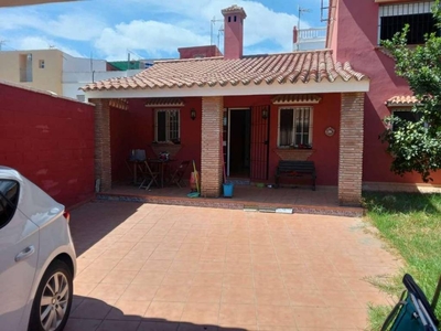 Venta Casa unifamiliar Algeciras. Buen estado con terraza 185 m²