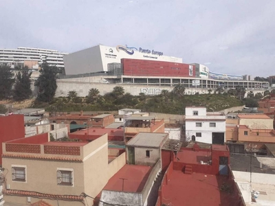 Venta Casa unifamiliar Algeciras. Buen estado con terraza 260 m²