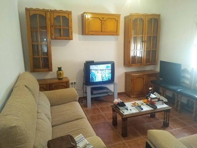 Venta Casa unifamiliar Algeciras. Con terraza 75 m²