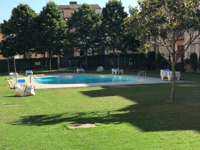 Venta Casa unifamiliar Castelló d'Empúries. Con terraza 165 m²