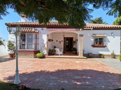 Venta Casa unifamiliar Chiclana de la Frontera. 234 m²