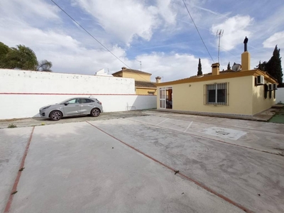Venta Casa unifamiliar Chiclana de la Frontera. Con terraza 110 m²