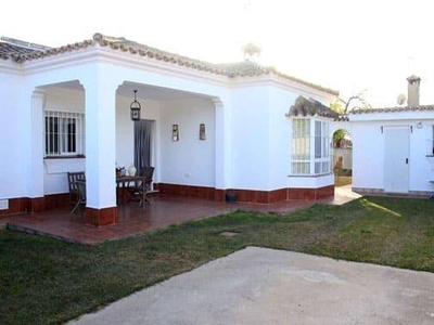 Venta Casa unifamiliar Chiclana de la Frontera. Con terraza 120 m²