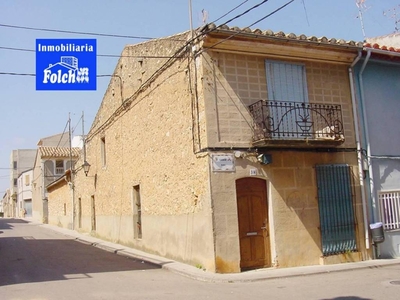 Venta Casa unifamiliar en Calle calle Valencia 8 8 Tírig. A reformar 288 m²