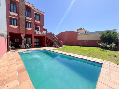Venta Casa unifamiliar Algeciras. Buen estado con terraza 257 m²
