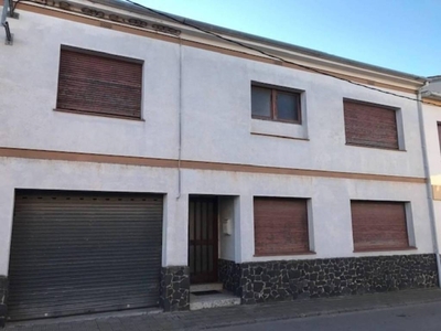 Venta Casa unifamiliar en Calle Mas sec Llagostera. Buen estado con terraza 200 m²