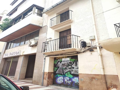 Venta Casa unifamiliar en Calle trinidad 83 Castellón de la Plana - Castelló de la Plana. A reformar con terraza 172 m²