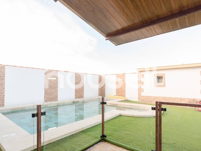 Venta Casa unifamiliar en Carboneros Chiclana de la Frontera. Buen estado con terraza 180 m²