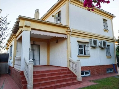 Venta Casa unifamiliar Jerez de la Frontera. Buen estado 218 m²