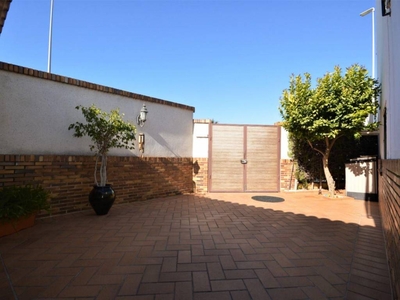 Venta Casa unifamiliar Jerez de la Frontera. Con terraza 99 m²
