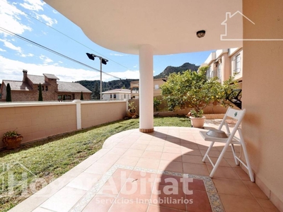 Venta Casa unifamiliar La Vall d'Uixó. Con terraza 173 m²