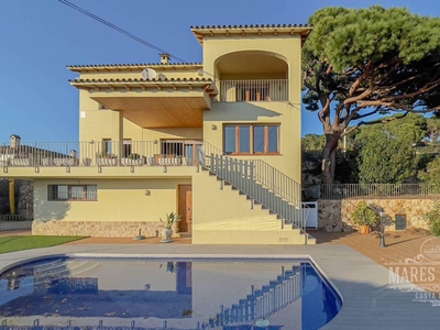 Venta Casa unifamiliar Lloret de Mar. Buen estado con terraza 378 m²