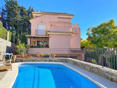 Venta Casa unifamiliar Marbella. Con terraza 450 m²