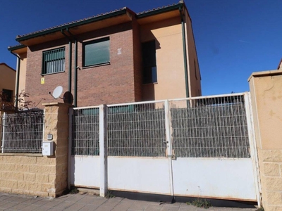 Venta Casa unifamiliar Pioz. 105 m²