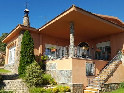 Venta Casa unifamiliar Rossell. 350 m²