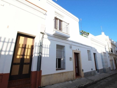 Venta Casa unifamiliar San Fernando. Con balcón 106 m²