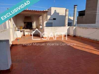 Venta Chalet Almenara. Plaza de aparcamiento con terraza 260 m²