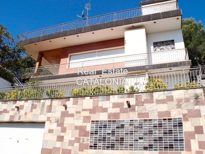 Venta Chalet en Cami de Sa Boadella Lloret de Mar. Muy buen estado plaza de aparcamiento con balcón calefacción central 350 m²