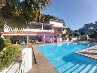 Venta Chalet Redondela. Con terraza 265 m²