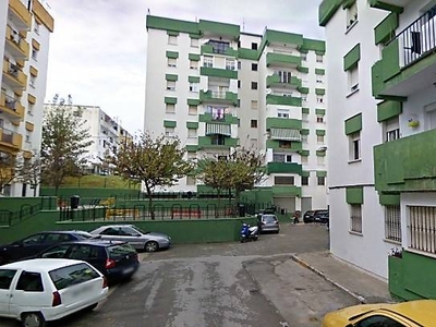 Venta Piso Algeciras. Piso de tres habitaciones Buen estado planta baja