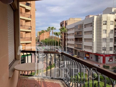 Venta Piso en Avenida Jaume I. La Vall d'Uixó. Buen estado segunda planta plaza de aparcamiento con balcón