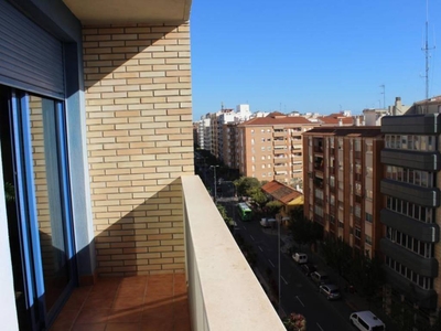 Venta Piso en Avenida Valencia 116. Castellón de la Plana - Castelló de la Plana. Sexta planta con balcón