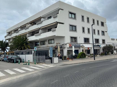 Venta Piso en Calle de salmadrava 6. Formentera. Buen estado tercera planta con balcón calefacción individual