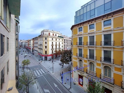 Venta Piso en Calle Zaragoza. Huesca