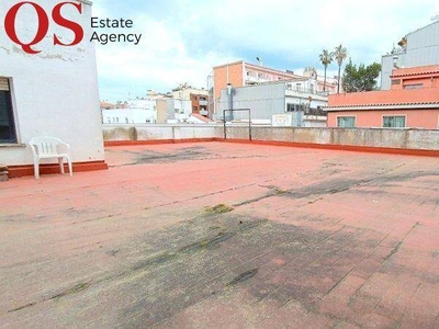 Venta Piso Lloret de Mar. Piso de tres habitaciones Segunda planta con terraza