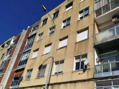 Venta Piso Plasencia. Piso de tres habitaciones en España. Tercera planta con terraza