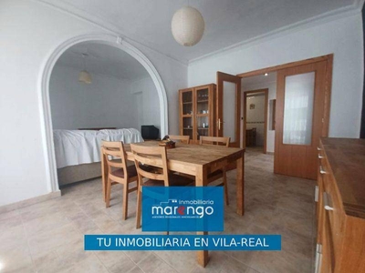 Venta Piso Vila-real. Muy buen estado tercera planta con balcón