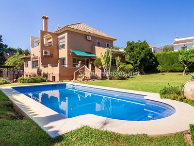 Villa en venta en Torremolinos