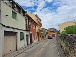 Casa en venta en Cuéllar. Céntrico. Ref. 1946