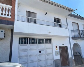 Otros en venta en Pinos Puente de 278 m²