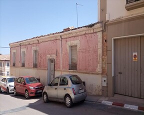 Piso en venta en Albalate Del Arzobispo de 240 m²