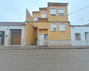 Piso en venta en Tomelloso de 91 m²