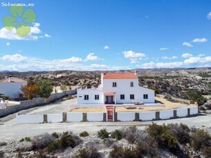 Villa en Venta en Huercal - Overa, Almería